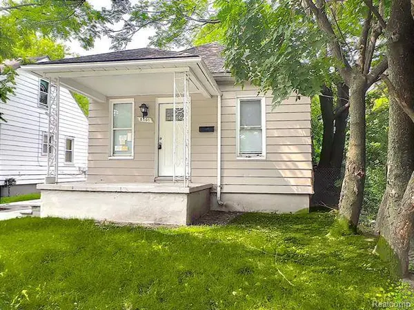 8701 MAXWELL Avenue, Warren, MI 48089