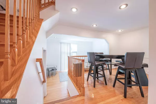 17703 LOCHNESS CIR #2, Olney, MD 20832