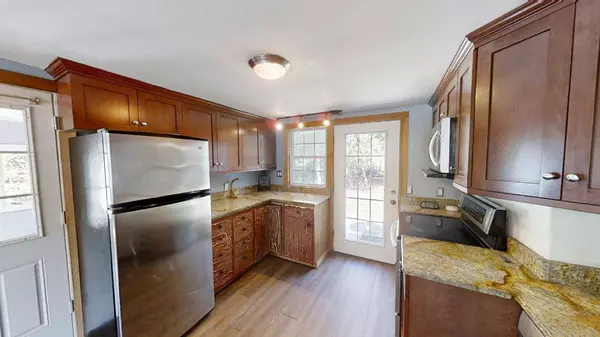 250 Higgins Crowell Road, West Yarmouth, MA 02673