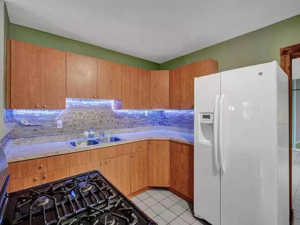 4390 SW 24th ST, Fort Lauderdale, FL 33317