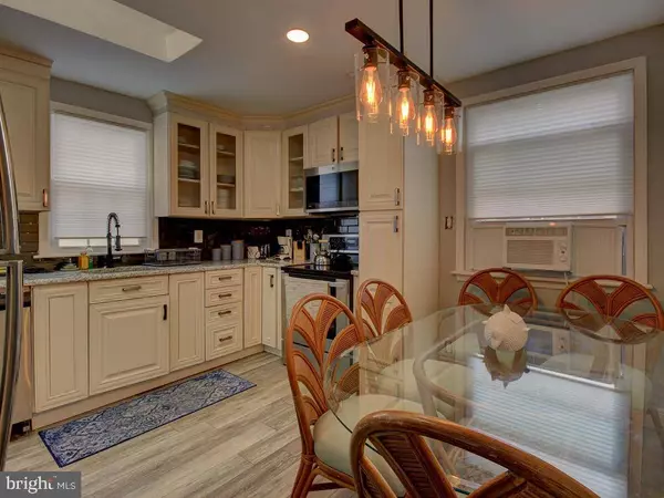 634 W MAPLE AVE, Wildwood, NJ 08260