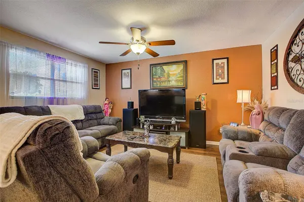 1421 E LINEBAUGH AVE #A, Tampa, FL 33612