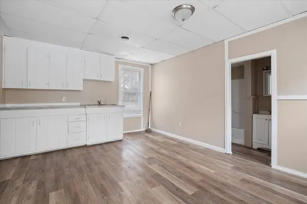 43 Coombs St, Southbridge, MA 01550