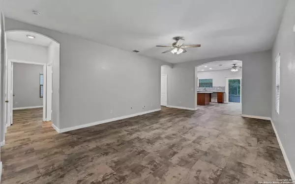 9710 Nueces Cyn, San Antonio, TX 78251