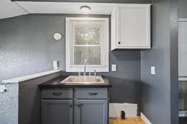 103 Meyers Avenue, Jackson, MI 49203