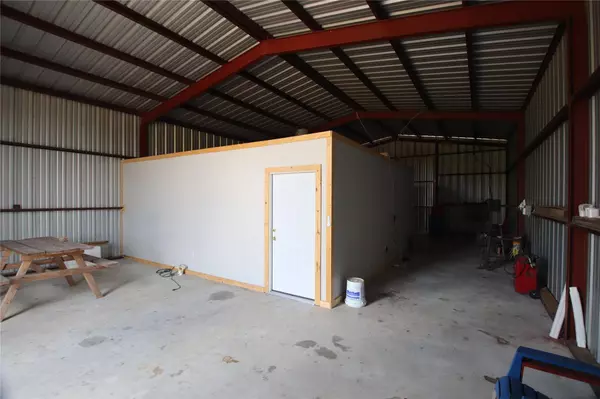 6700 County Road 410, Purmela, TX 76566