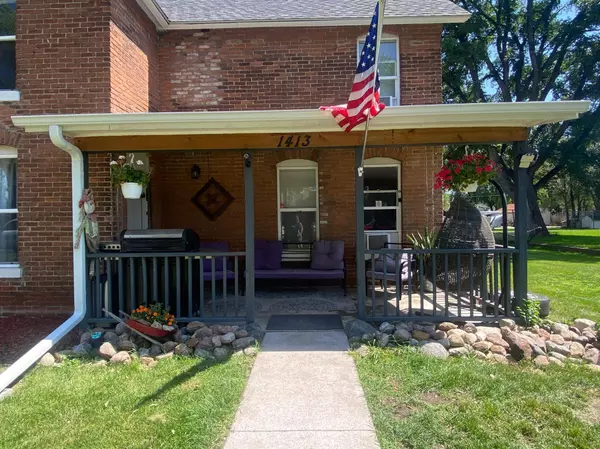 1413 2nd AVE, Mankato, MN 56001