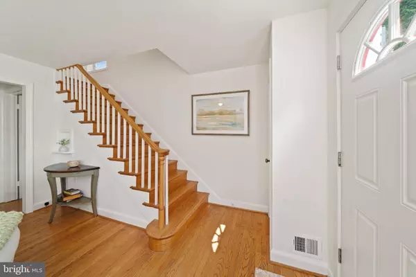 4918 BELT RD NW, Washington, DC 20016