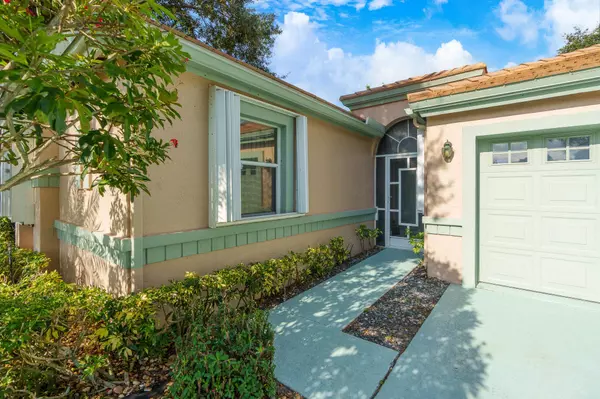 9854 Harbour Lake CIR, Boynton Beach, FL 33437