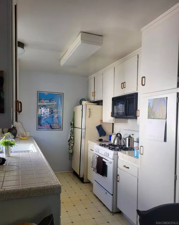 3866 Basilone St #1, San Diego, CA 92110