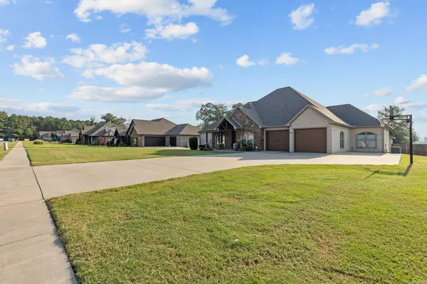 142 Oak Tree Ridge, Sheridan, AR 72150