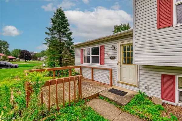 9063 Wil Verne DR, Windham, OH 44288