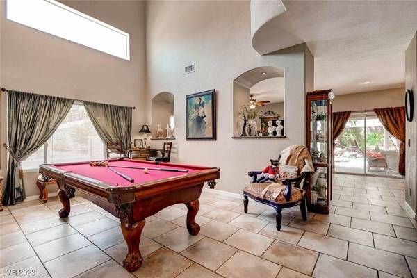 5771 Yellowcrest Court, Las Vegas, NV 89113