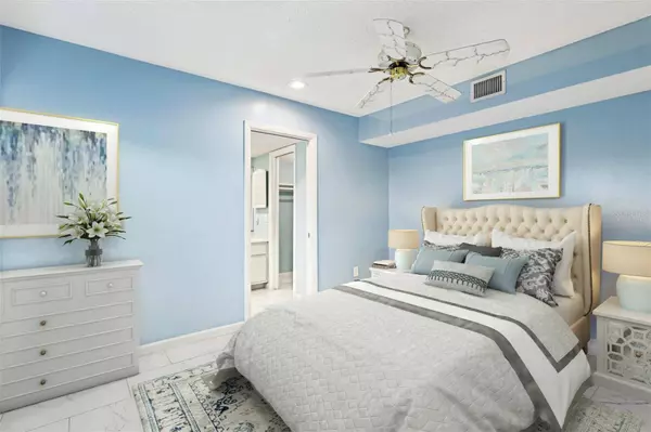 19436 EDGEWATER DR, Port Charlotte, FL 33948