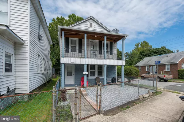 18 S SMITH AVE, Penns Grove, NJ 08069