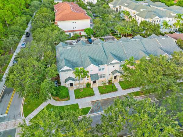 105 Santiago DR 102, Jupiter, FL 33458