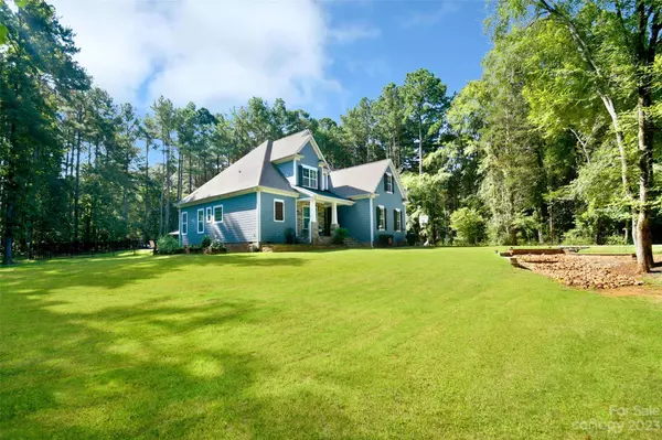 9600 Sunshine LN, Concord, NC 28027