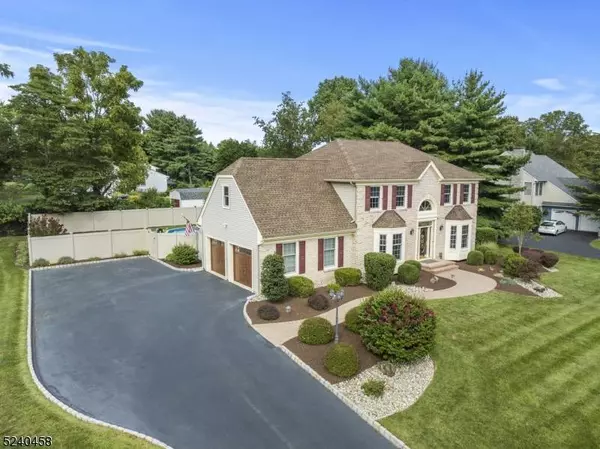 1 Sturwood Dr, Hillsborough Twp., NJ 08844