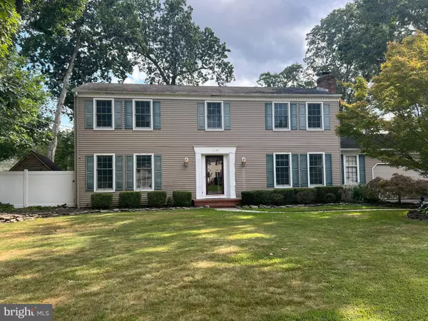 2945 BARRY DR, Vineland, NJ 08361