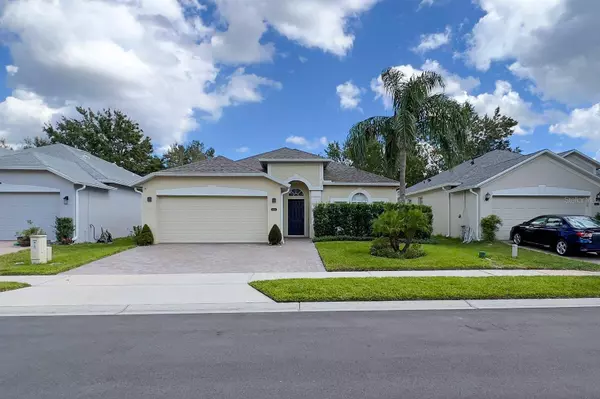 9954 SHADOW CREEK DR, Orlando, FL 32832