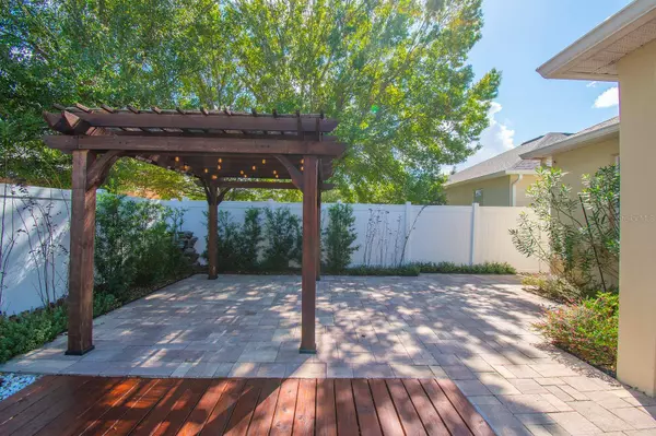 9954 SHADOW CREEK DR, Orlando, FL 32832