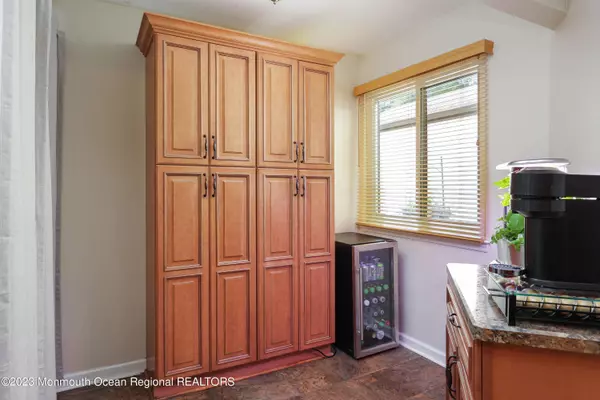 25 Ellen Heath Drive #25, Matawan, NJ 07747