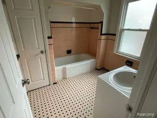 456 ALLARD Avenue, Grosse Pointe Farms, MI 48236