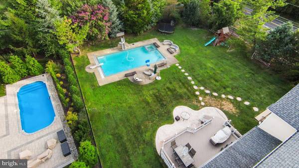 13120 THOMPSON RD, Fairfax, VA 22033