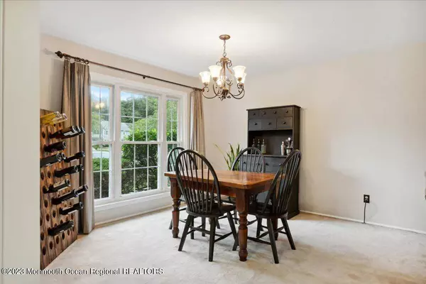 206 Ashwood Court, Howell, NJ 07731