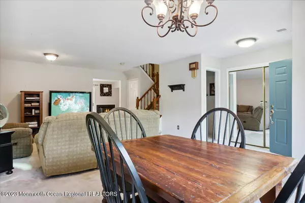 206 Ashwood Court, Howell, NJ 07731