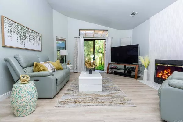 861 Huckleberry LN, Escondido, CA 92025