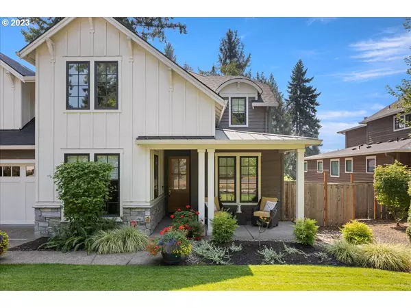 4688 UPPER DR, Lake Oswego, OR 97035