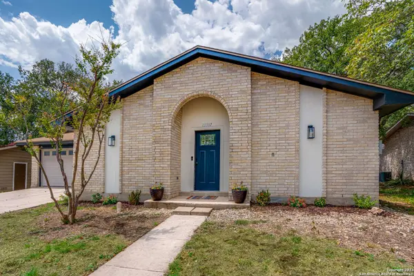 13307 SYRACUSE ST, San Antonio, TX 78249-1719