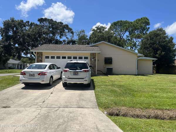 1200 Nienburg Avenue NW, Palm Bay, FL 32907