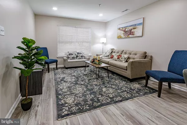 155 BUCKINGHAM WAY, Mount Laurel, NJ 08054