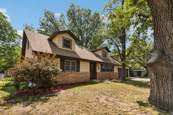 7441 Lyric LN NE, Fridley, MN 55432