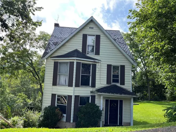 111 S West Street, Waynesburg, PA 15370