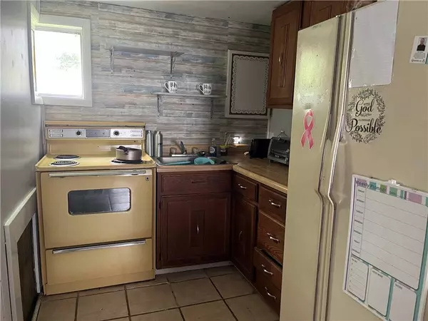 111 S West Street, Waynesburg, PA 15370