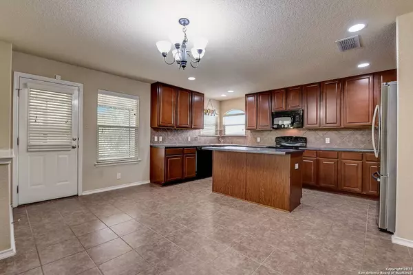 9610 KRIER VW, Converse, TX 78109-1958