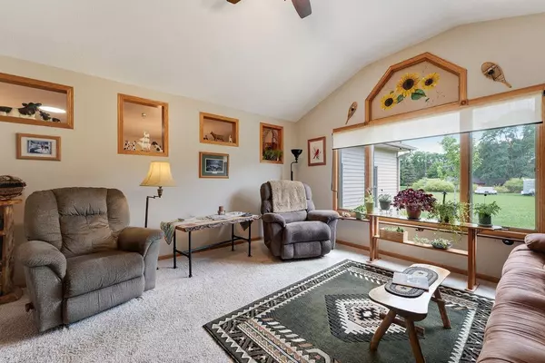 E11145 Wynsong Drive, Baraboo, WI 53913