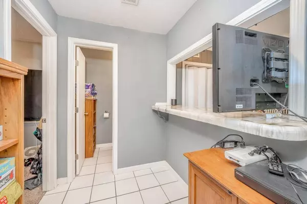 2428 W Graber St, Wichita, KS 67217