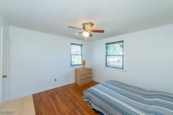 228 Bennington Ct, Clifton City, NJ 07013