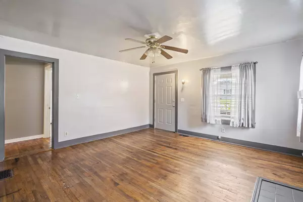 210 S Streets Ave, Elkton, KY 42220