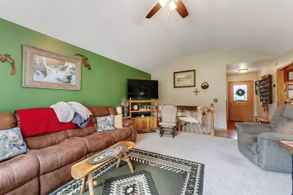 E11145 Wynsong Drive, Baraboo, WI 53913