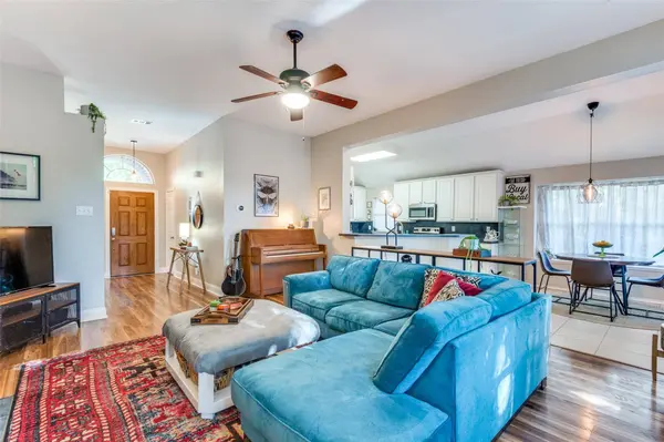 2605 Hutchinson Lane, Corinth, TX 76210