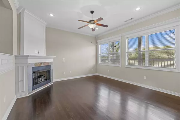 611 N Rupple Road, Fayetteville, AR 72704