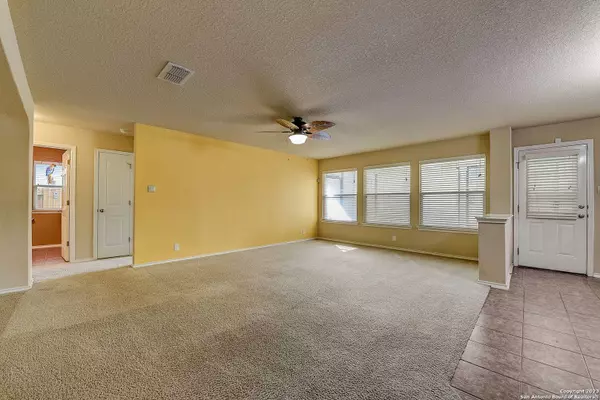 9610 KRIER VW, Converse, TX 78109-1958