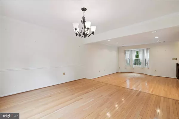 150 KENT CIR, Ambler, PA 19002