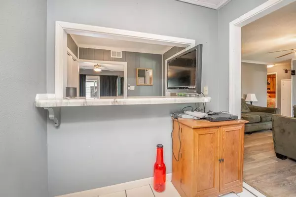 2428 W Graber St, Wichita, KS 67217