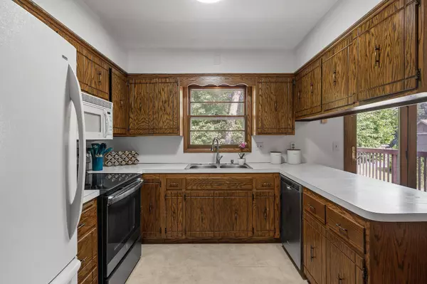 6080 Bartlett BLVD, Mound, MN 55364